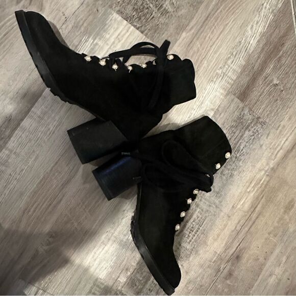 STUART WEITZMAN Boots Women Size 10 Ivey Suede Combat Pearl Button Black Bootie - Picture 10 of 10